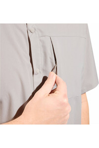 Odlo camiseta montaña manga corta hombre Shirt s/s ESSENTIAL vista detalle