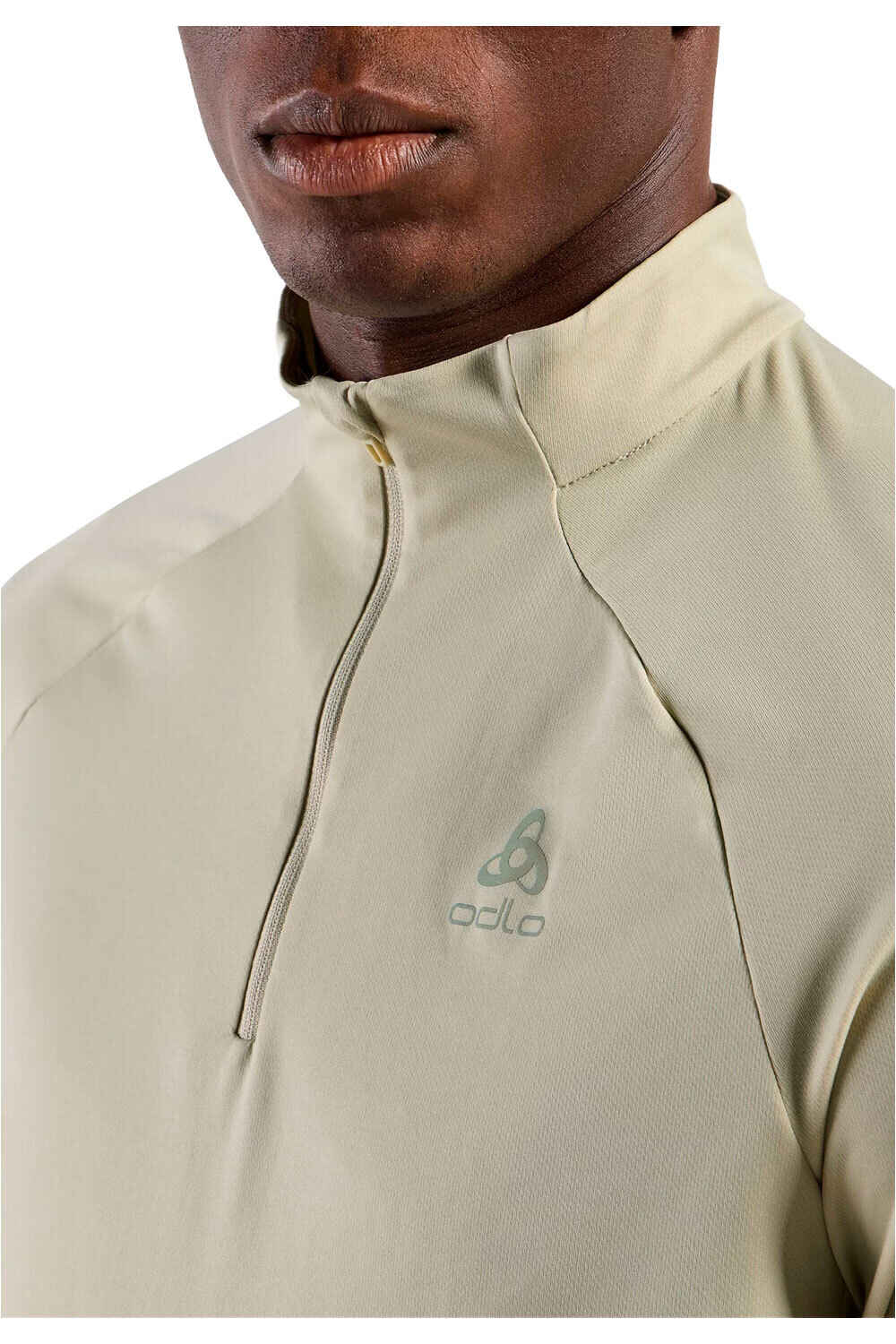 Odlo camiseta técnica manga larga hombre ESSENTIAL 1/2 ZIP 03
