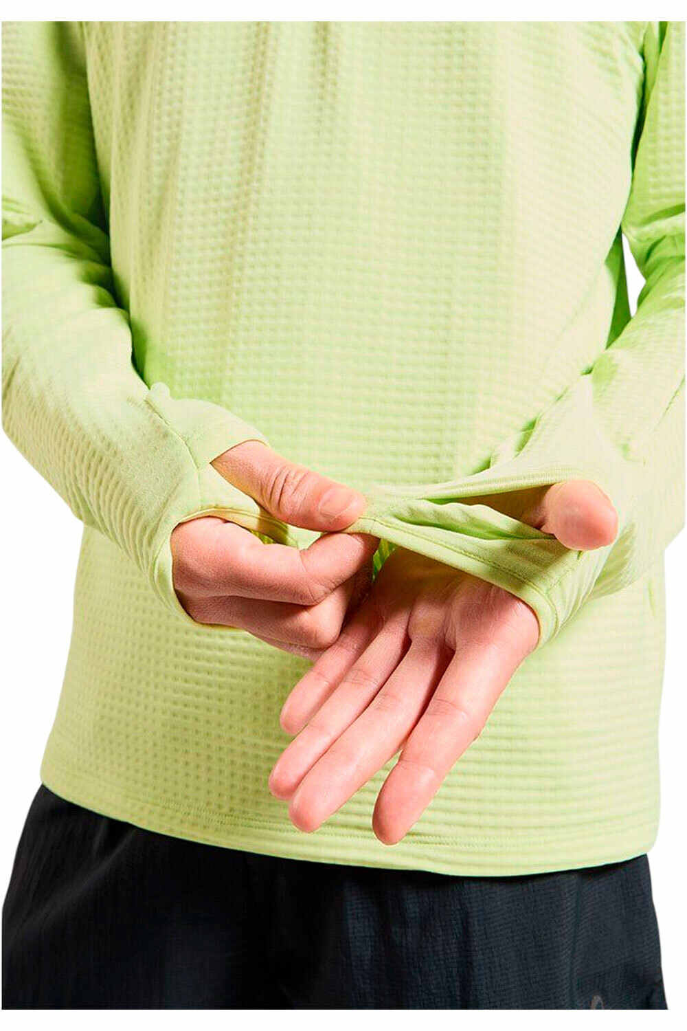 Odlo camiseta técnica manga larga hombre ESSENTIAL THERMAL vista detalle