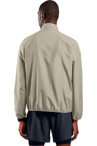 Odlo CHAQUETA RUNNING HOMBRE Jacket ESSENTIAL LIGHT vista trasera