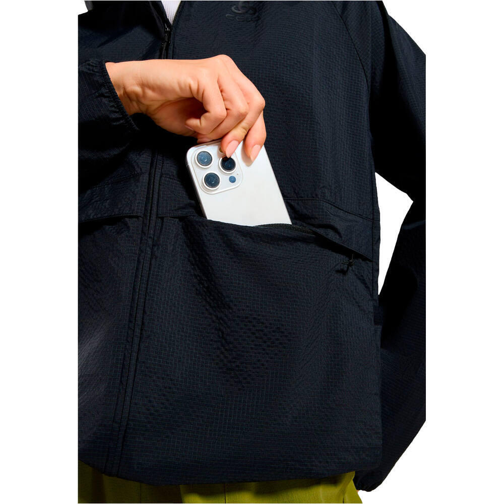 Odlo chaqueta softshell mujer Jacket ESSENTIAL WINDBREAKER 03