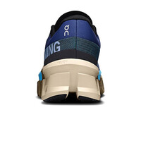 On zapatilla running hombre Cloudmonster 2 vista trasera