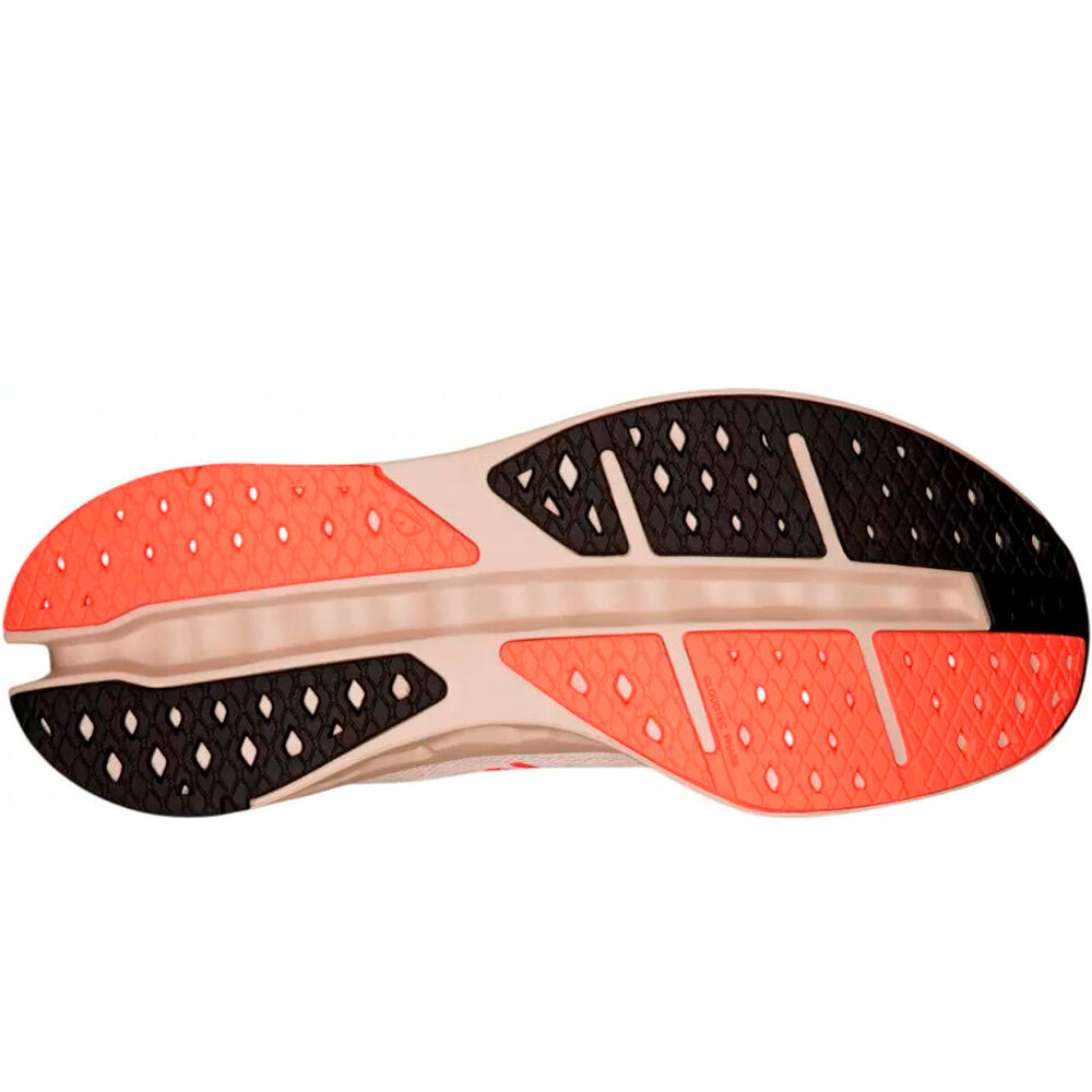 On zapatilla running hombre Cloudsurfer Max vista trasera