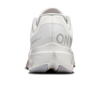 On zapatilla running hombre Cloudsurfer Next vista trasera