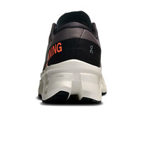 On zapatilla running mujer Cloudmonster 3 W vista trasera