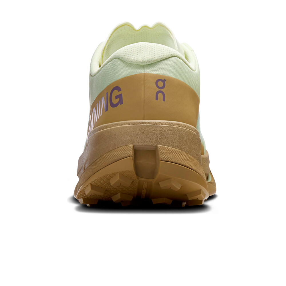 On zapatillas trail hombre Cloudultra 3 vista trasera