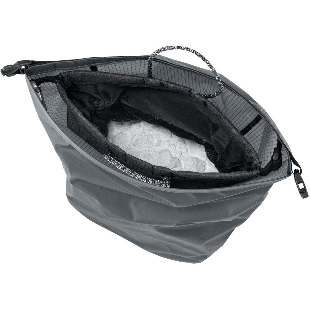 Petzl saco magnesio SAKOVER 01