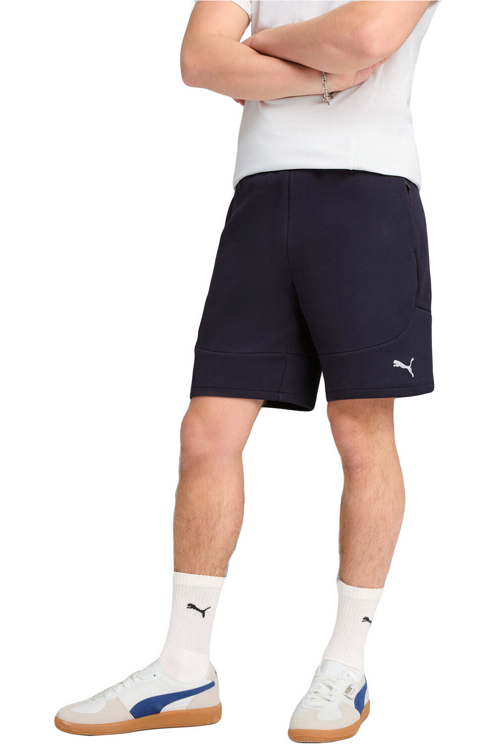 Puma bermudas hombre EVOSTRIPE Shorts 8  DK vista frontal