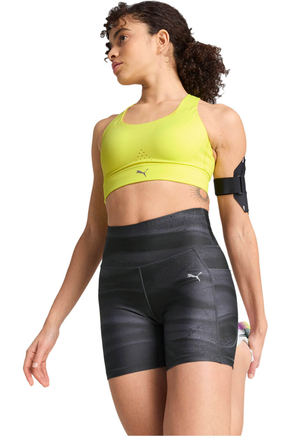 Puma body running mujer PWRbreathe RUN BRA vista frontal