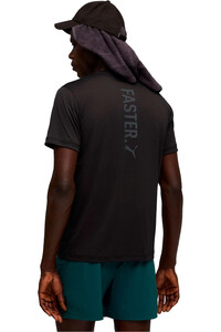 Puma camiseta técnica manga corta hombre GRAPHICS RUNNING FAS vista trasera