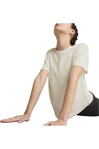 Puma camisetas yoga MOVE CLOUDSPUN LOOSE FIT TEE - REGULAR L vista detalle