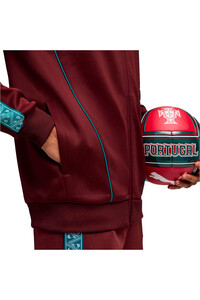 Puma chubasqueros y chaquetones entrenamiento fútbol FPF KING Anthem Jack vista detalle