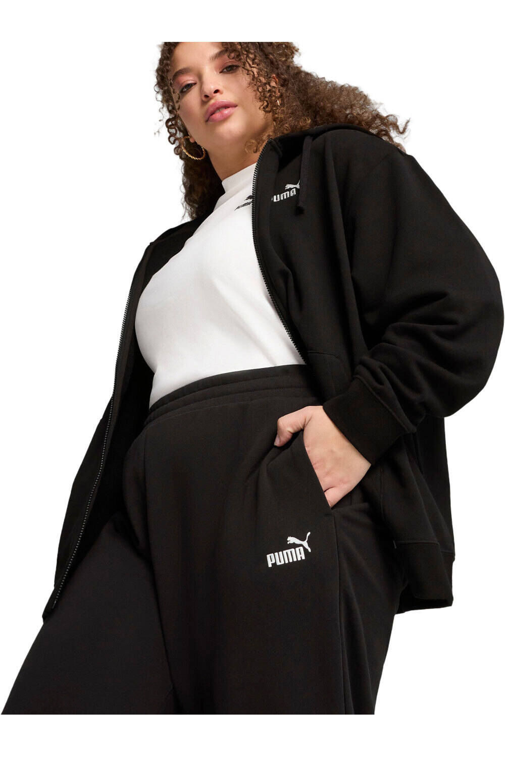 Puma pantalón mujer ESS Small No. 1 Logo vista detalle