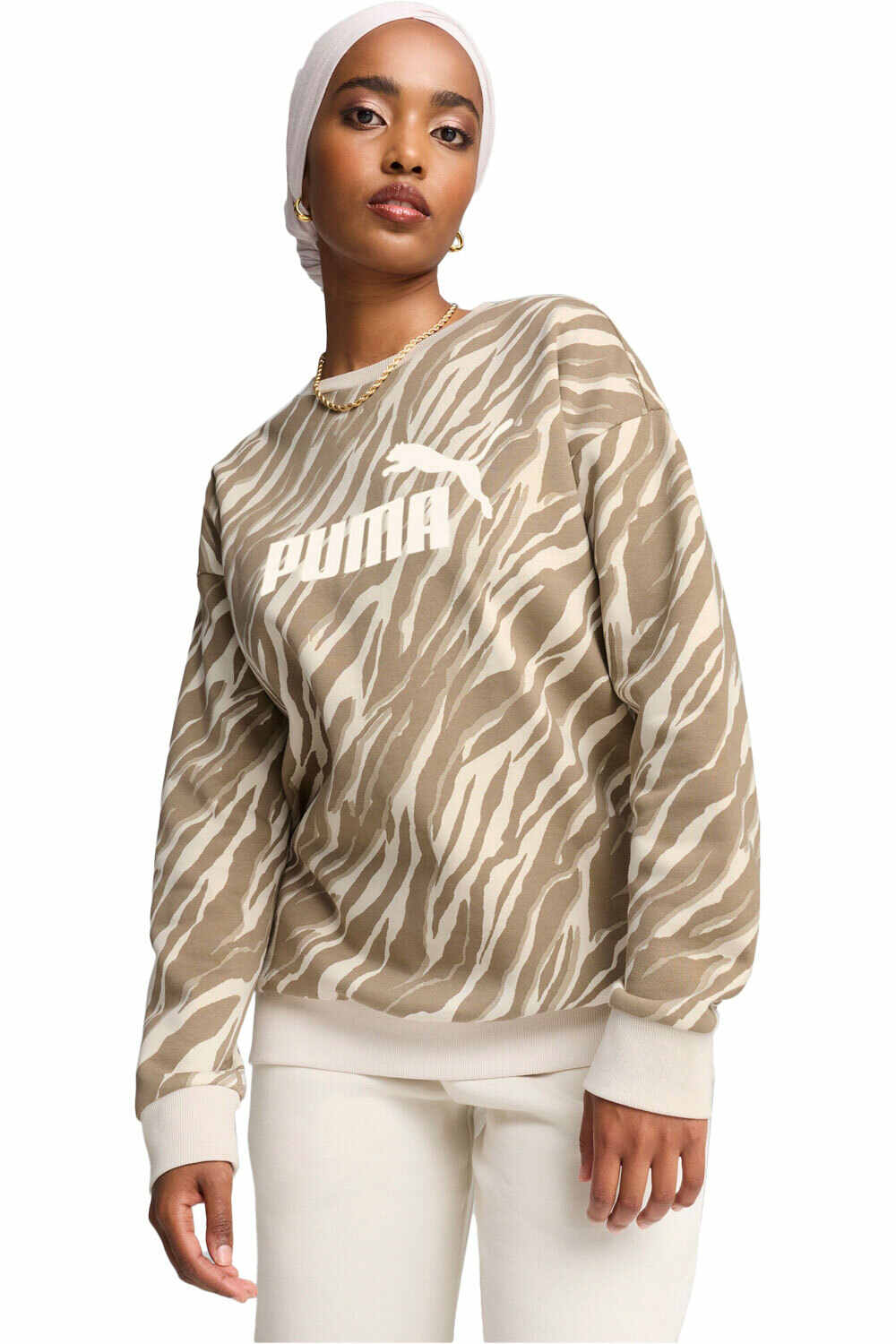 Puma sudadera mujer ESS+ ANIMAL AOP Crew vista frontal