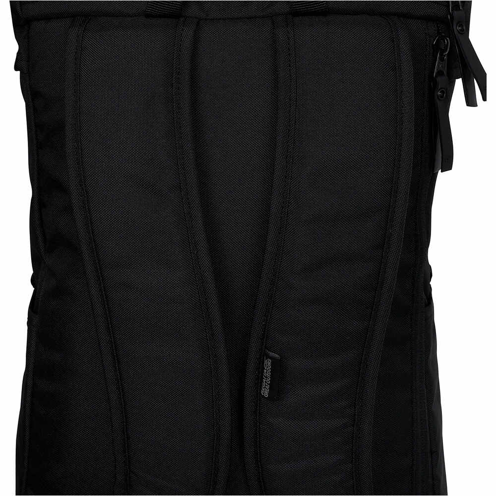 Regatta mochila montaña Shilton2 15L 04