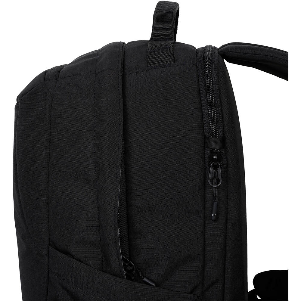 Regatta mochila montaña Voyad 20L 04