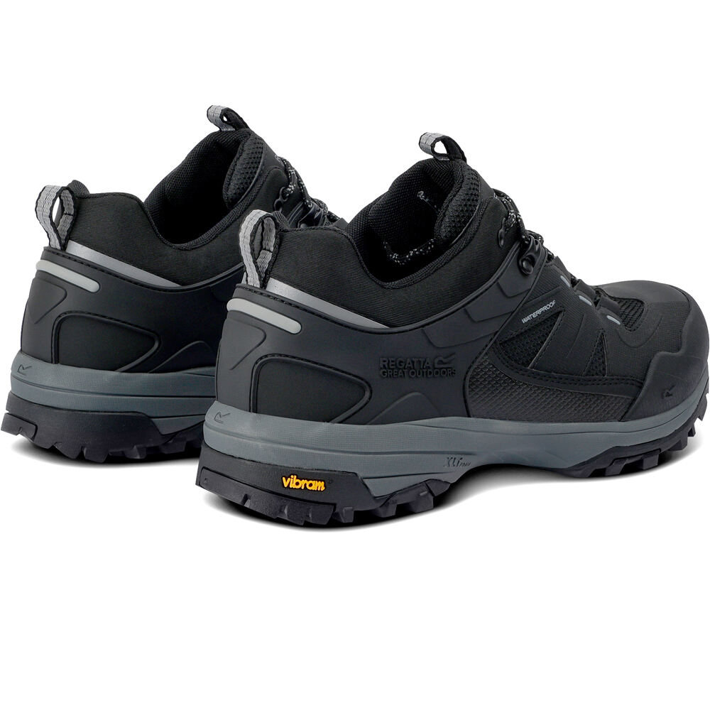 Regatta zapatilla trekking hombre RegenLow vista trasera