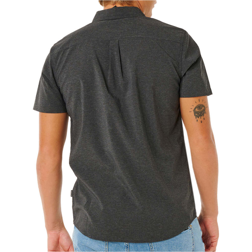 Rip Curl camisa manga corta hombre VAPORCOOL AEROTECH S/S SHIRT vista trasera