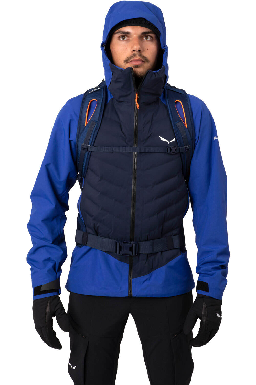 Salewa mochila montaña WINTER MATE 30L vista frontal