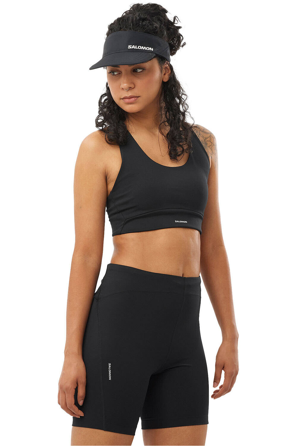 Salomon body running mujer SHKout CORE BRA W vista frontal