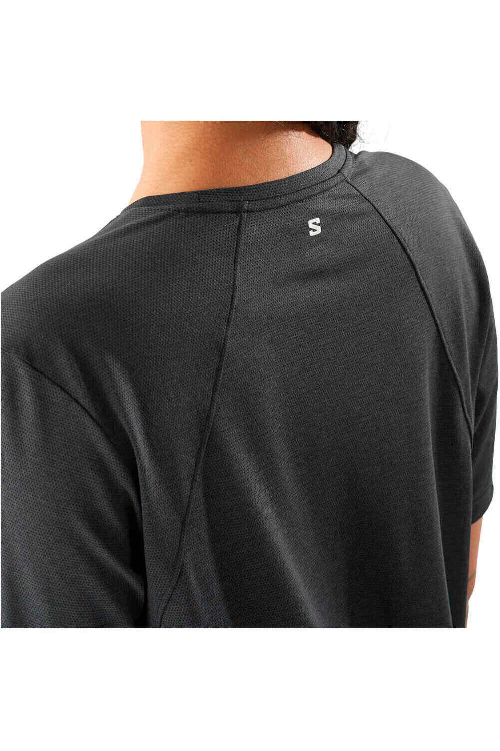 Salomon camiseta entrenamiento manga corta mujer SHKout CORE SS TEE W vista detalle