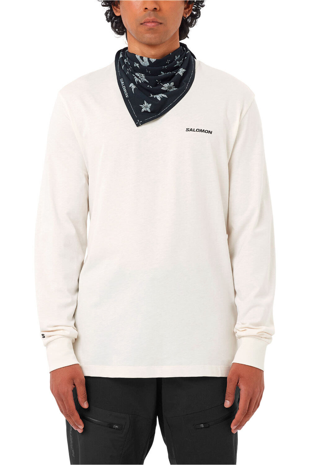 Salomon camiseta montaña manga larga hombre CHEST LOGO LS TEE M vista frontal