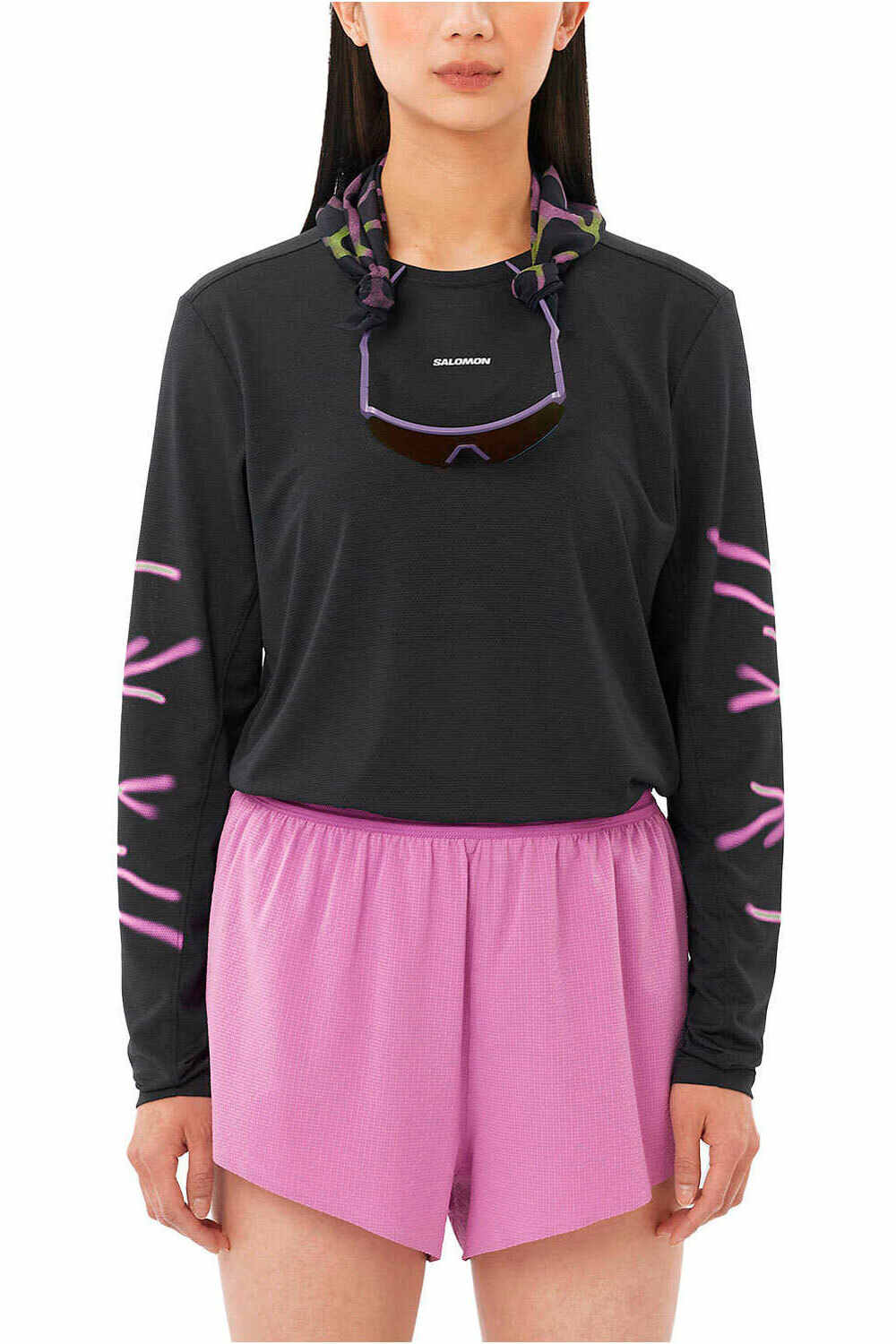 Salomon camiseta montaña manga larga mujer SHKout CORE LS TEE GFX W vista frontal