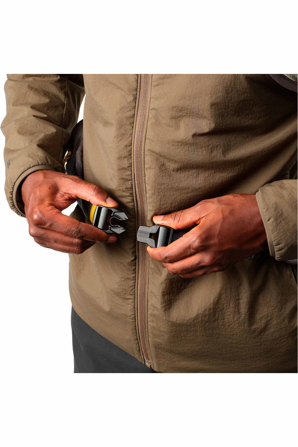 Salomon mochila montaña AEROTREK 30 04