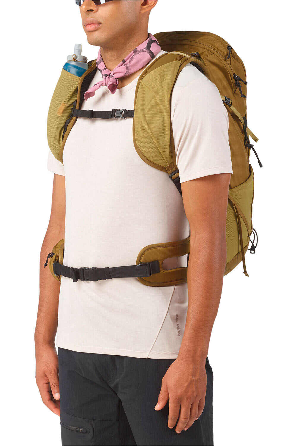 Salomon mochila montaña AEROTREK 30 vista frontal