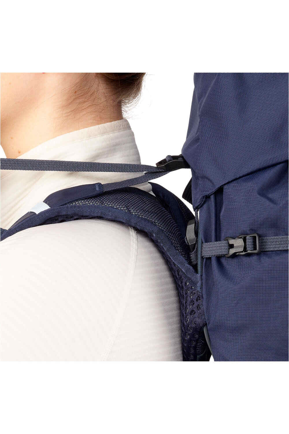 Salomon mochila montaña AEROTREK 48 WOMEN 03