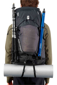 Salomon mochila montaña AEROTREK 50 01