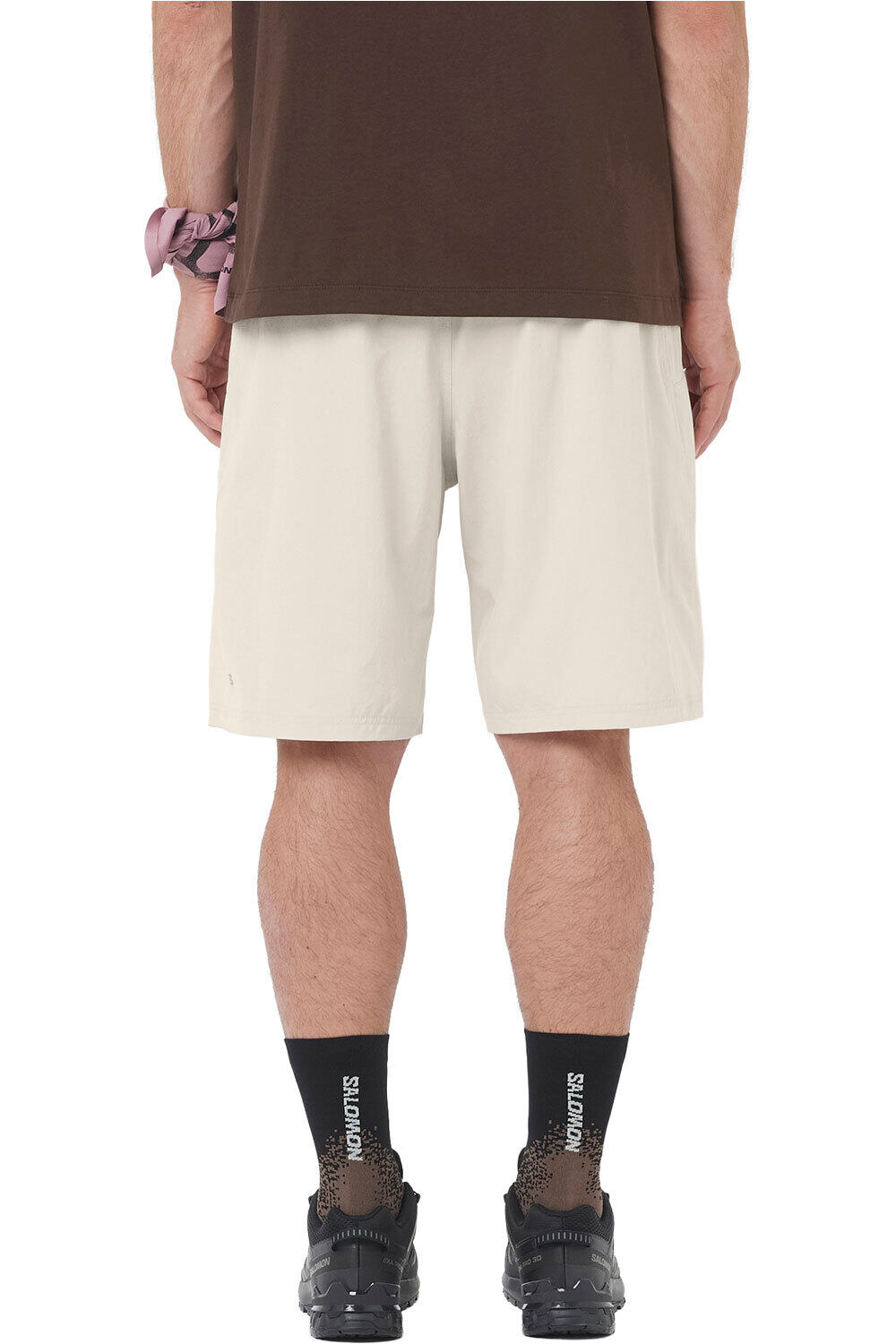 Salomon pantalón corto montaña hombre WAYFARER EASE 2.0 SHRT M vista trasera