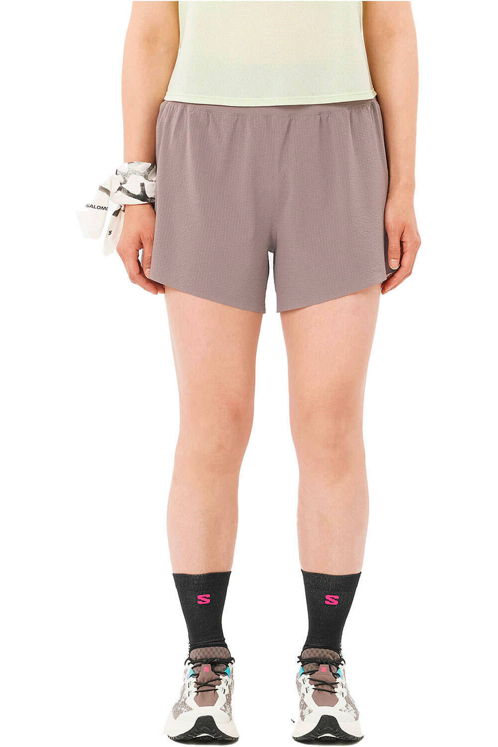 Salomon pantalones cortos trail running mujer SENSE AERO STOW 4 SHTS W vista frontal