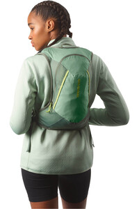 Salomon varios running CROSS 8 01