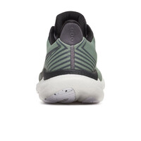 Saucony zapatilla running hombre TRIUMPH 23 vista trasera