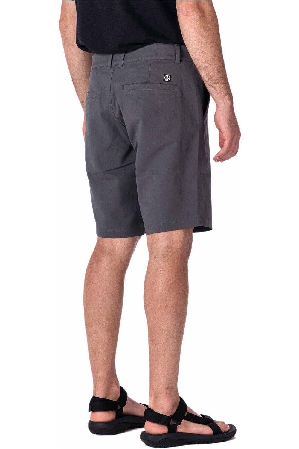 Ternua pantalón corto montaña hombre DARBY PEAK M vista detalle
