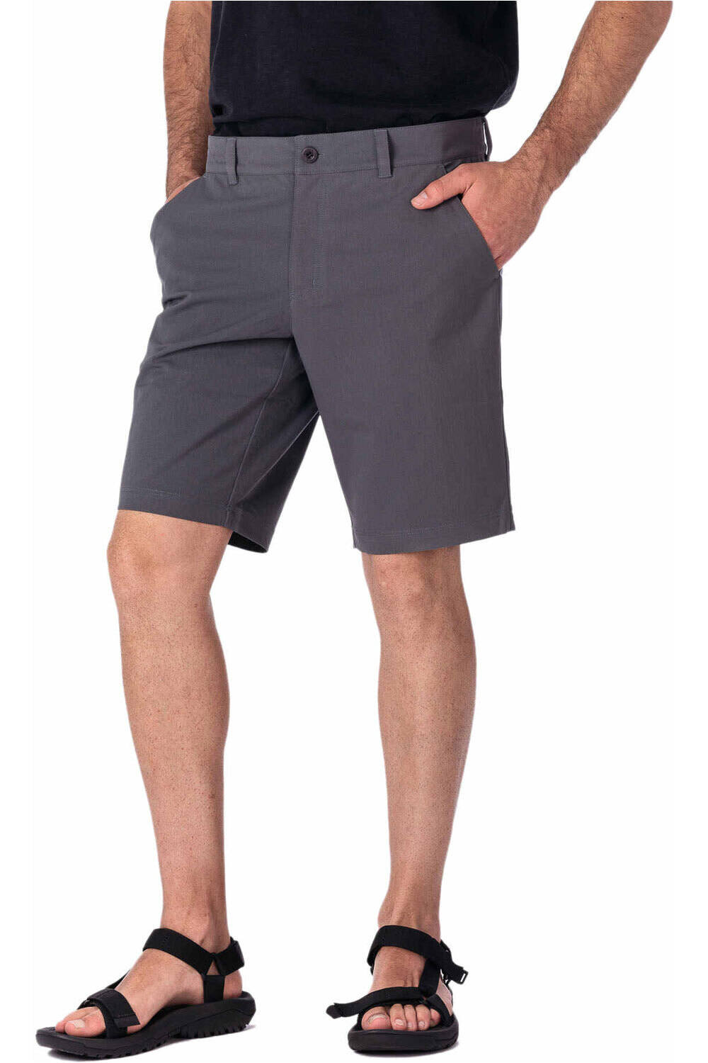 Ternua pantalón corto montaña hombre DARBY PEAK M vista frontal