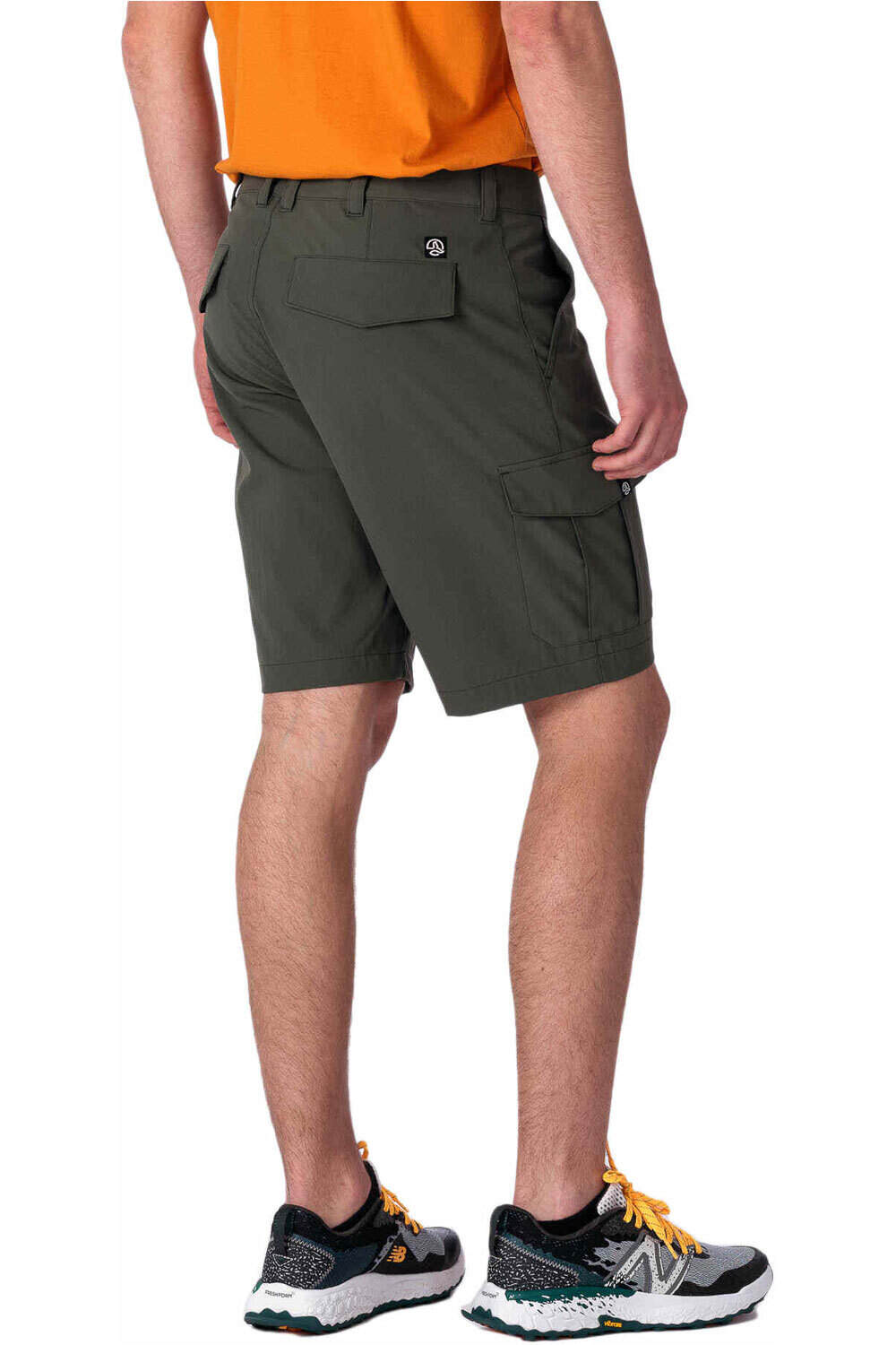 Ternua pantalón corto montaña hombre NEWLAND BMD M vista detalle