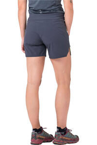 Ternua pantalón corto montaña mujer OUTRUN BMD W vista trasera