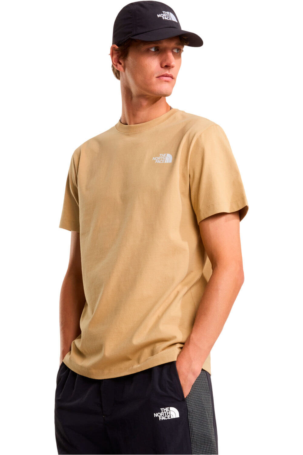 The North Face camiseta montaña manga corta hombre M NORTH FACES REGULAR SHORT SLEEVE TEE-G vista frontal