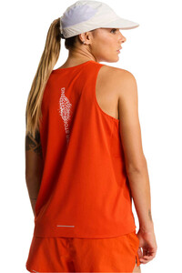 The North Face camiseta tirantes running W LIGHTBRIGHT TANK vista trasera