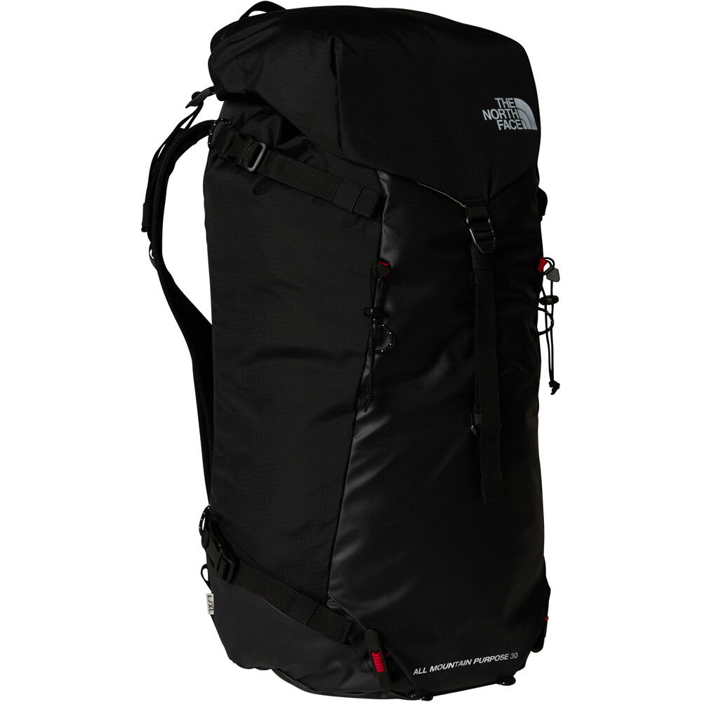 The North Face mochila montaña AMP 30 BKP vista frontal
