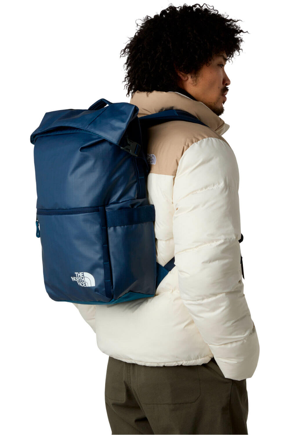 The North Face mochila montaña BASE CAMP VOYAGER ROLLTOP vista frontal