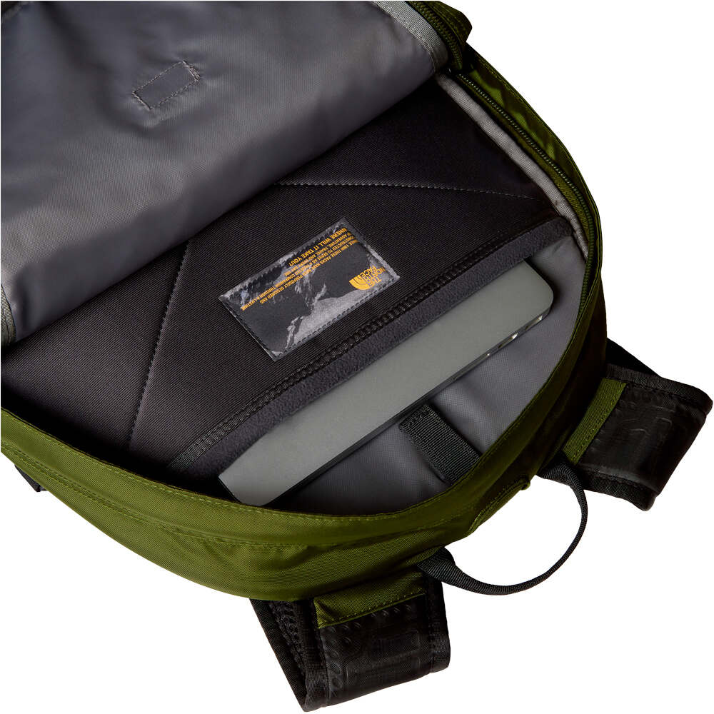 The North Face mochila montaña BOREALIS CLASSIC 04