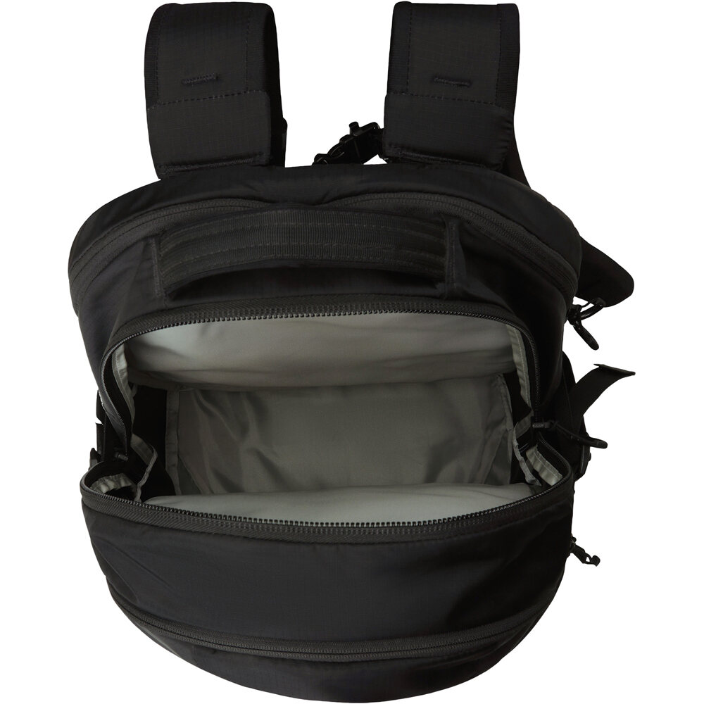 The North Face mochila montaña ROUTER 05
