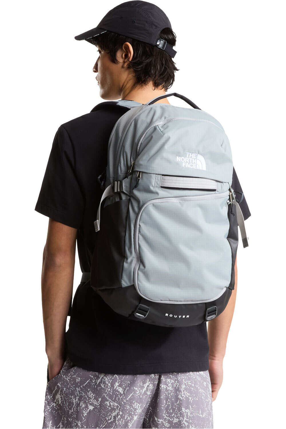 The North Face mochila montaña ROUTER vista frontal