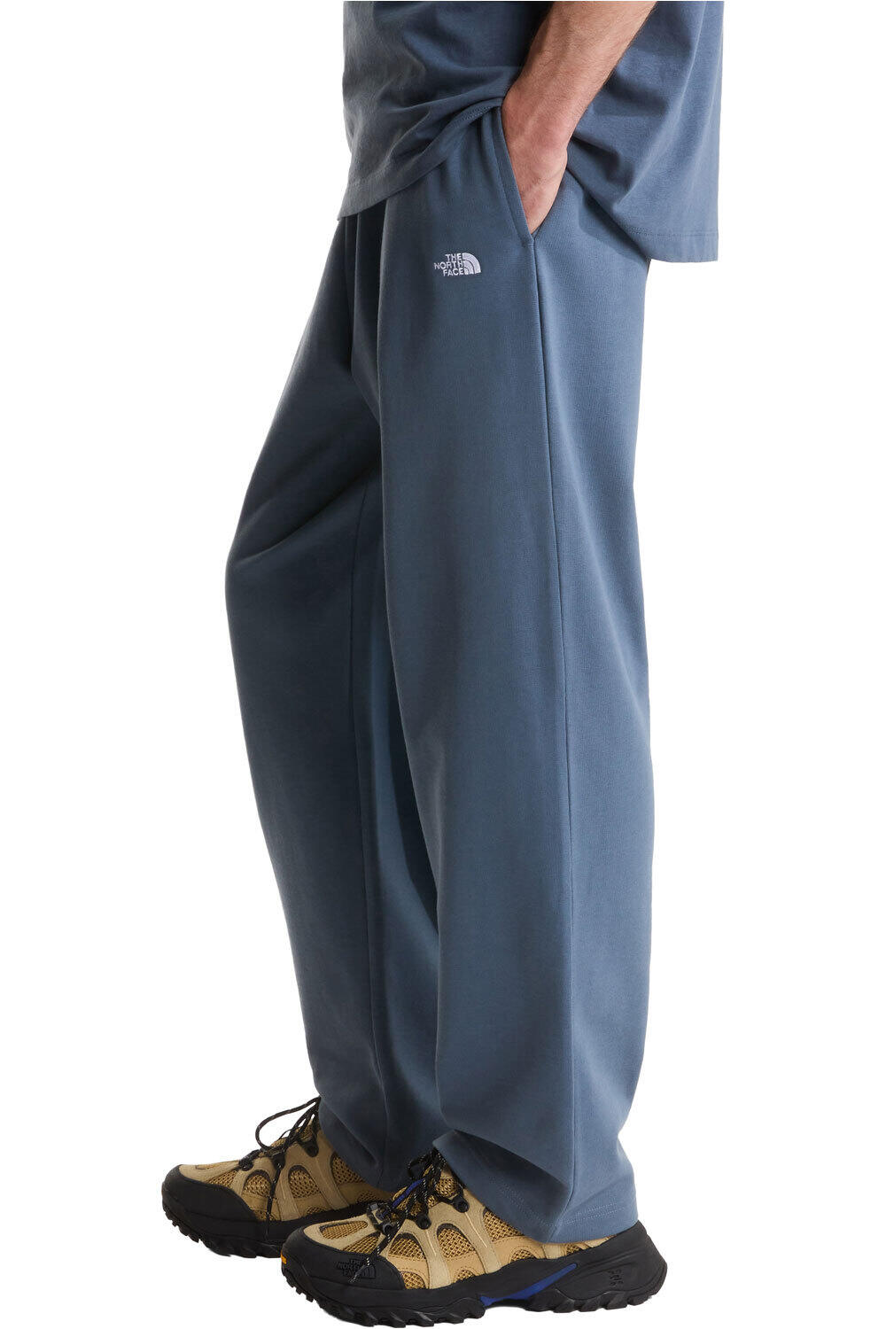 The North Face pantalón hombre M ESSENTIAL LIGHT RELAXED STRAIGHT PANT vista detalle