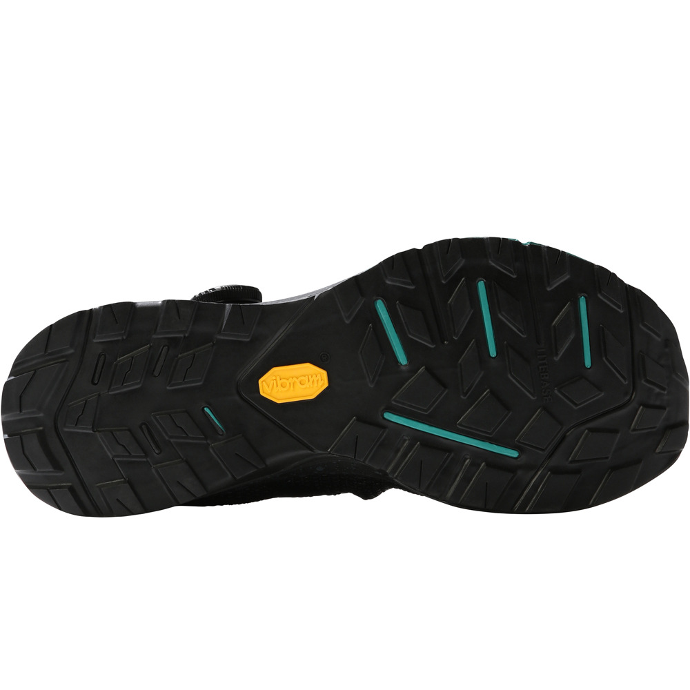 The North Face zapatilla trekking mujer W SUMMIT CRAGSTONE PRO vista trasera