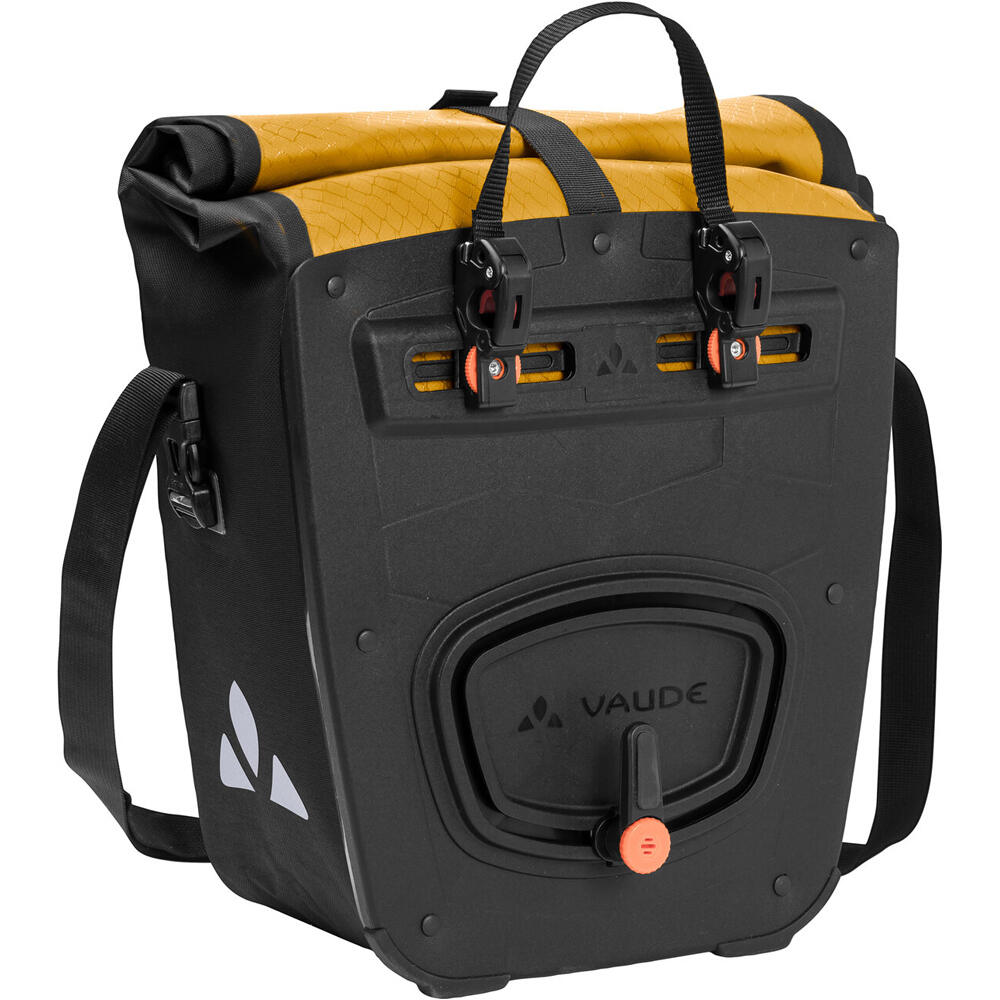 Vaude alforjas bicicleta Aqua Front (rec) 01