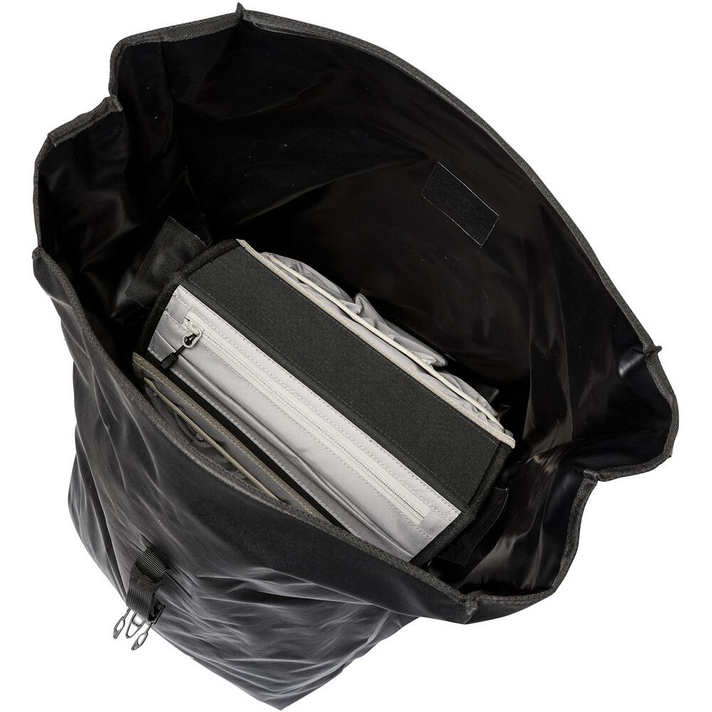 Vaude alforjas bicicleta Proof Double UL 02